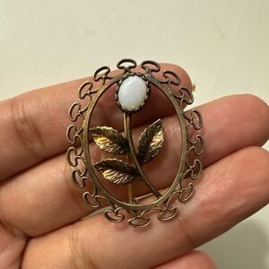 Vintage Sterling Flower Opal Brooch